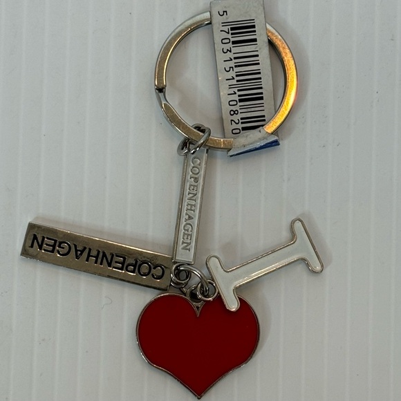Copenhagen Denmark  Keychain Heart  Souvenir Metal Keyring - Picture 2 of 4